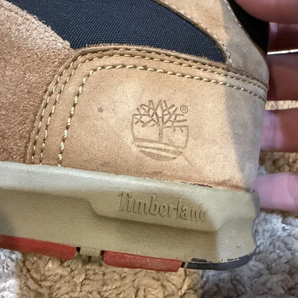 Timberland Boots Boys Size 4.5 Brown Suede Chukka Hiking Trail 2593R Outdoor
